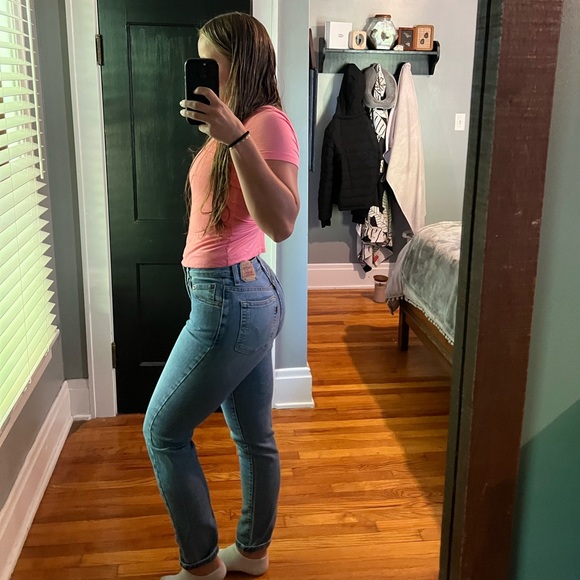 Vintage Levi jeans - Picture 8 of 8